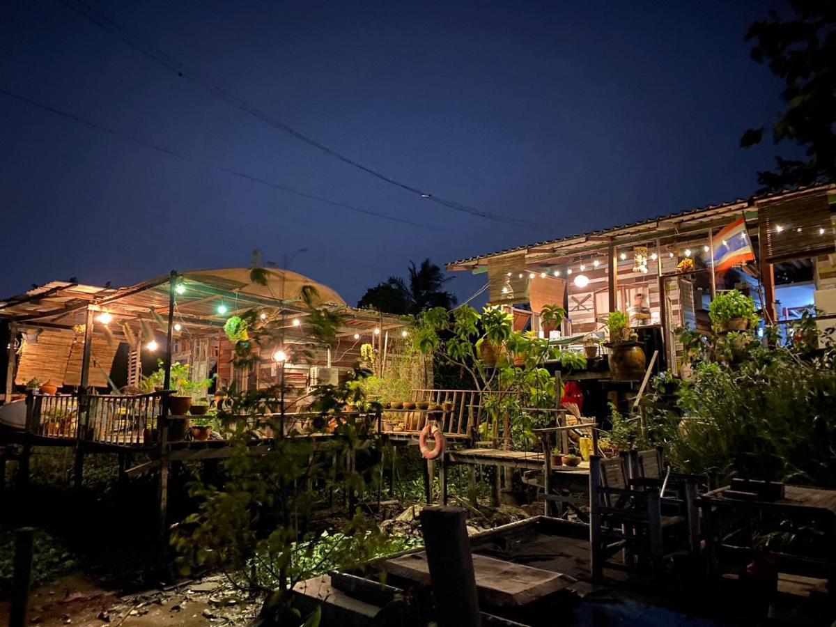 Baan Golite Ko Kret - บ้านโกไล้เกาะเกร็ด Nonthaburi Exteriör bild